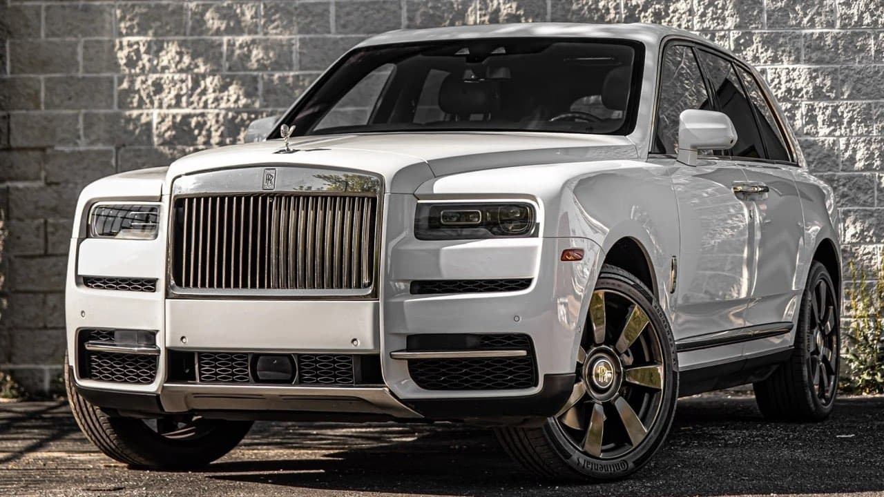 Rolls-Royce Cullinan — luxury rental from DDE Rentals